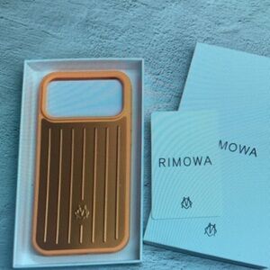 RIMOWA Gold-Toned Phone Case